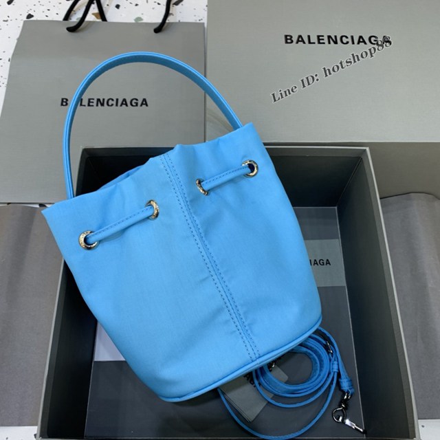 Balenciaga專櫃爆款Balen超輕水桶包 巴黎世家淺藍帆布手提包 fyj1497